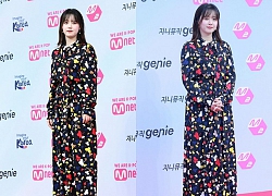 Goo Hye Sun mặc đầm rộng để che thân hình mũm mĩm nhưng dân mạng lại ví von trang phục cô diện không khác nào áo chống nắng