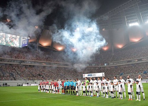 Juventus - Ronaldo bị tố lừa đảo: Người Hàn Quốc nổi giận đòi bồi thường