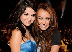 2 công chúa đối lập của Disney Miley Cyrus và Selena Gomez: Kẻ nổi loạn tìm được hoàng tử, người giờ vẫn lẻ bóng cô đơn