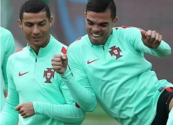 C. Ronaldo bán biệt thự giá tốt cho đồng đội