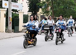 "Có khùng không mà thu dồn một cục?"