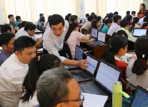 Tiền Giang: Nâng cao kỹ năng sử dụng phần mềm soạn giảng E-learning