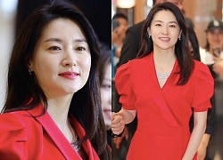 Lee Young Ae xuất hiện tươi trẻ ở tuổi 49