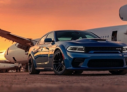 Vẻ đẹp siêu sedan Dodge Charger SRT Hellcat 707hp vạm vỡ với widebody