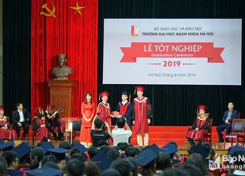 Nam sinh Nghệ An tốt nghiệp thủ khoa Trường Đại học Bách khoa Hà Nội