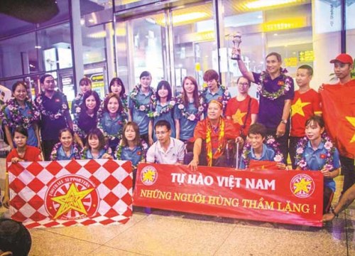 Tuyển nữ Việt Nam vô địch giải Đông Nam Á: Chạy đà hoàn hảo cho SEA Games