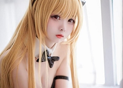 Hình ảnh cosplay Golden Darkness trong To Love-Ru theo phong cách nàng thỏ