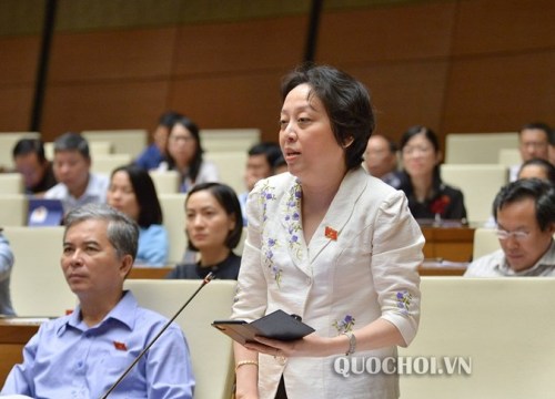 ĐBQH Phong Lan: "Trả lương bác sĩ cao có khi phải lách nhiều thứ"