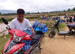 Điện Biên: Mó nước "thần kỳ" hàng trăm người xếp hàng lấy mỗi ngày