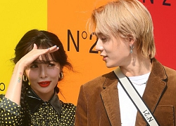 Giữa loạt scandal hẹn hò, cặp &#8220;con ghẻ&#8221; Hyuna và E&#8217;Dawn bỗng nhận cơn mưa lời khen vì tình như phim tại sự kiện