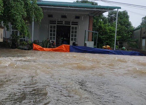 Hàng trăm ngôi nhà ở Đắk Lắk bị ngập sau mưa lớn