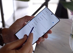 Trong toàn bộ sự kiện Galaxy Note10, trợ lý ảo Bixby không hề được Samsung gọi tên