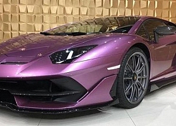 Lamborghini Aventador SVJ tím rịm nhưng vẫn toát lên vẻ mạnh mẽ, cá tính