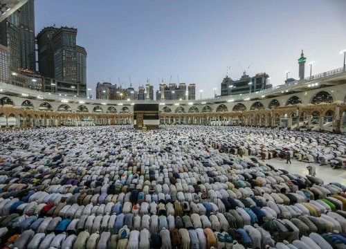 Hàng triệu tín đồ Hồi giáo khắp thế giới hành hương về Mecca