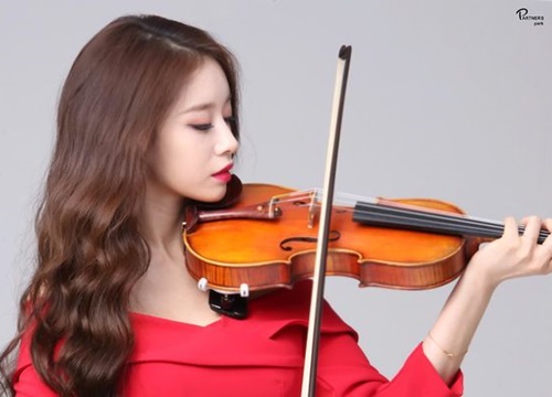 'I Wanna Hear Your Song': Xuýt xoa trước vẻ đẹp sang chảnh của Park Ji Yeon (T-ARA) ở tuổi 26