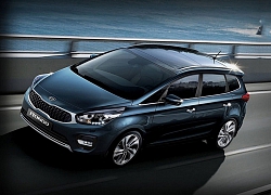 Kia Rondo giá 585 triệu đồng có gì khác đối thủ cùng phân khúc?