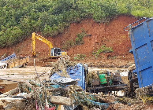 Tan hoang sau mưa lũ ở Lâm Đồng