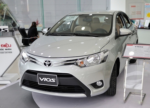 Tháng 8, Toyota Vios giảm giá "sốc" hơn 40 triệu đồng