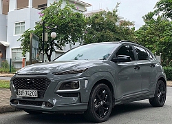 Hyundai Kona lạ mắt với màu 'xi măng'