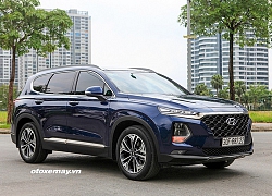 Hyundai Santa Fe lọt Top 10, Mitsubishi Xpander tụt thảm