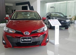 Loạt xe ăn khách của Toyota, Honda và Ford đua nhau giảm giá khủng