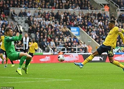 Newcastle - Arsenal: Siêu sao nhận quà đón "cột mốc Vàng" (Vòng 1 Ngoại hạng Anh)