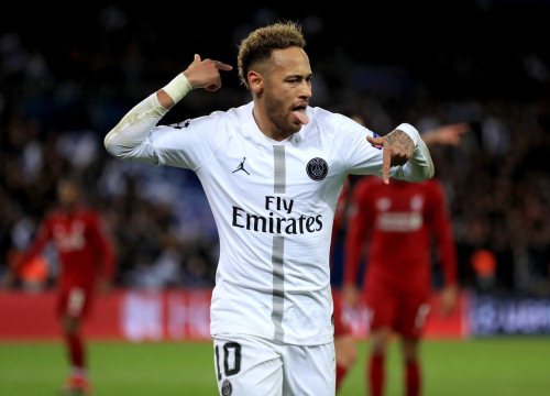 Nóng Neymar cập bến Real Madrid, MU reo vui