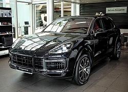 Porsche Cayenne Turbo mới hơn 9 tỷ đồng tại Việt Nam