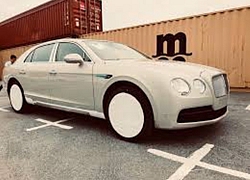 Thêm một chiếc Bentley Flying Spur V8 giá hơn 16 tỷ đồng về Việt Nam - một chi tiết khiến chiếc xe này khác biệt