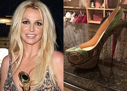 Bị đăng tin nghiện đi siêu thị giá rẻ, Britney Spears khoe ngay đôi giày hiệu giá hàng trăm triệu chưa bao giờ đi khiến dân mạng sôi sục