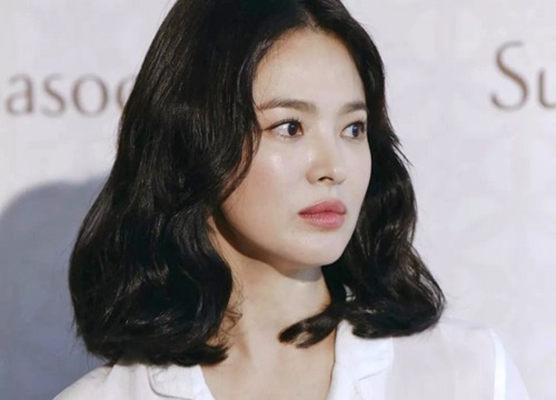 Da mặt 'búng ra sữa' như Song Hye Kyo thì ra là sử dụng sữa để rửa mặt thường xuyên đó các bạn