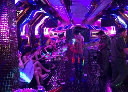 Hà Tĩnh: Bắt giữ nhóm đối tượng sử dụng ma túy trong quán Karaoke