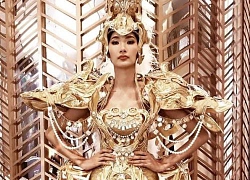 Hoàng Thùy diện National Costume lồng lộn, Võ Hoàng Yến sẵn sàng chặt chém trình catwalk?