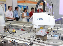 Không chỉ có máy chiếu và máy in, Epson còn đưa robot công nghiệp vào Việt Nam