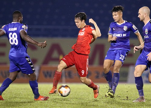 Quân bầu Đức "tố" trọng tài ác ý với HAGL 3 trận liền ở V-League