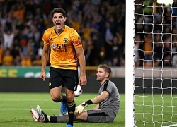 Wolves gieo rắc cho Man Utd nỗi sợ hãi