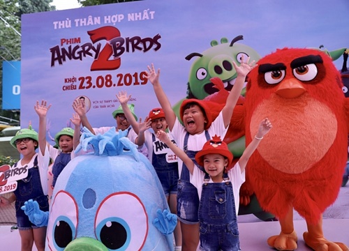 Các 'hot family' và dàn sao nhí tụ hội trong ngày ra mắt phim 'Angry Birds 2'