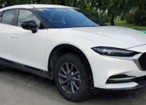 Mazda kiệt sức sáng tạo, cho ra lò CX-4 facelift là bản sao của CX 30?