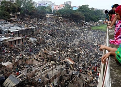 Khu ổ chuột Bangladesh cháy, thiêu rụi nhà hàng ngàn người