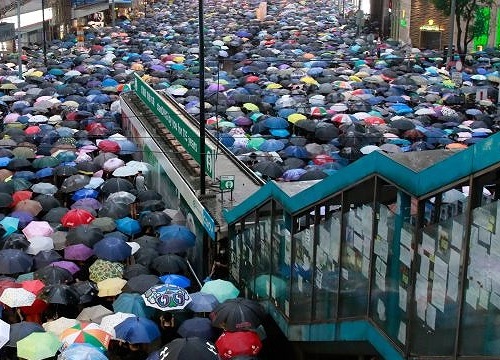 Lãnh đạo Hong Kong muốn đối thoại, người biểu tình nói 'cái bẫy'