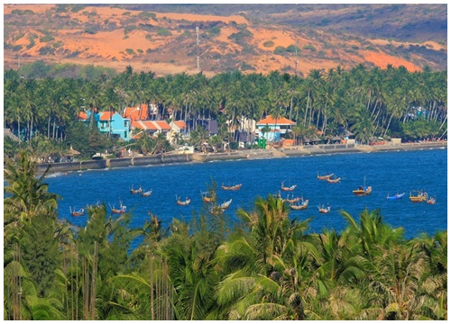 Khám phá: Đồi cát Bay - Làng chài - Bãi biển Hòn Rơm (Mũi Né-Phan Thiết)