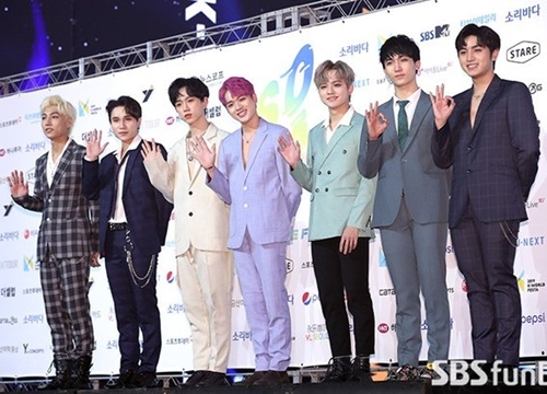 Netizen Việt nói về màn xuất hiện của Zero 9 trên thảm xanh Soribada 2019: 'nhìn các anh make up mà thấy trầm cảm'