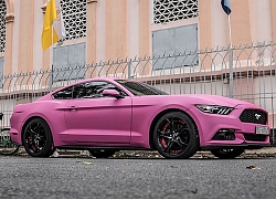 Ngỡ ngàng với ngựa hồng Ford Mustang "PINK" của bà chủ mỹ phẩm Babywhite