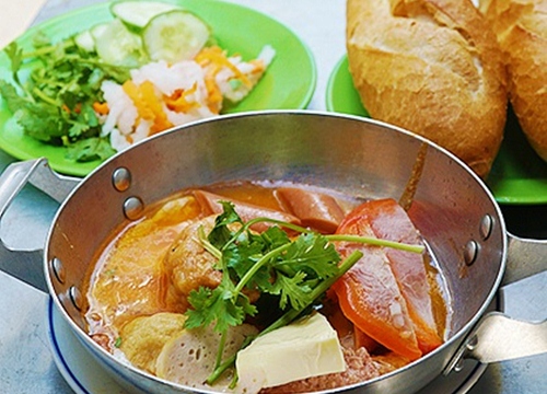 Địa chỉ cuối tuần: Bánh mì chảo và cà phê 'thí nghiệm' ở Sài Gòn