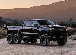 Siêu bán tải "khủng" Chevrolet Silverado Goliath 6x6 độ 6 bánh lần đầu xuống phố