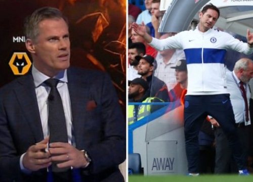 Tượng đài Liverpool: "Chelsea đang chơi bóng rổ"