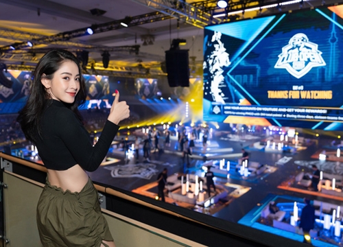 Chi Pu cổ vũ các đội tuyển PUBG Mobile VN tại chung kết PMCO 2019 khu vực Việt Nam