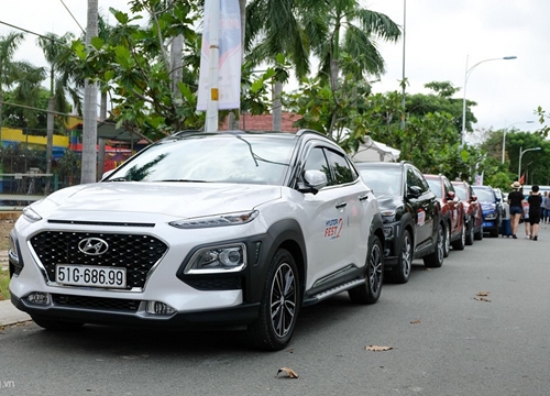 Hơn trăm xe Hyundai quy tụ trong sự kiện tại Sài Gòn