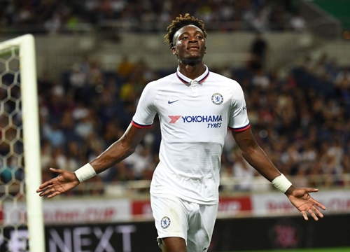 Lịch sử có mấy người làm được như Tammy Abraham?