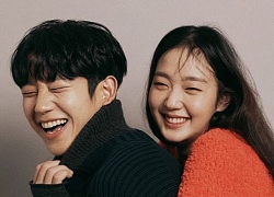 Loạn tim trước bộ ảnh tạp chí ngọt ngào đến 'tan chảy' của Jung Hae In và Kim Go Eun